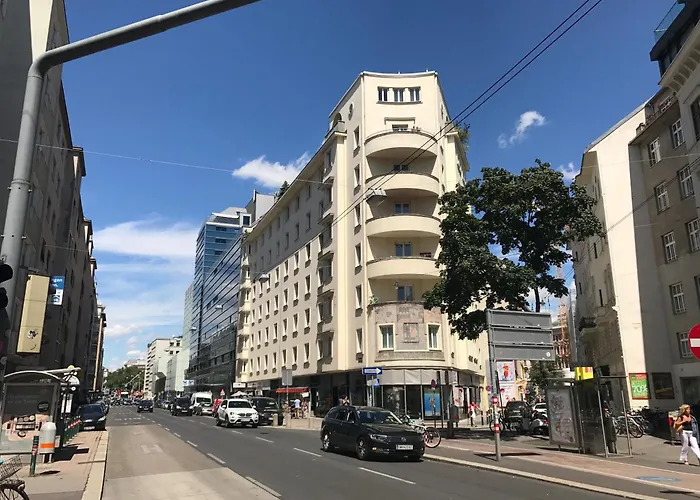 Operastreet Residences - Big Business Відень